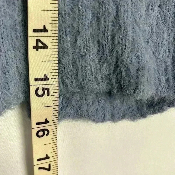 BP. Womens Sweater Baby Blue S Button-Up Crop Fuzzy Cardigan Cable Crew Soft EUC - Picture 9 of 11